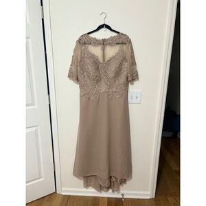 Grace Gallery Formal Dress Lace Bodice Special Occasion Gown US 16